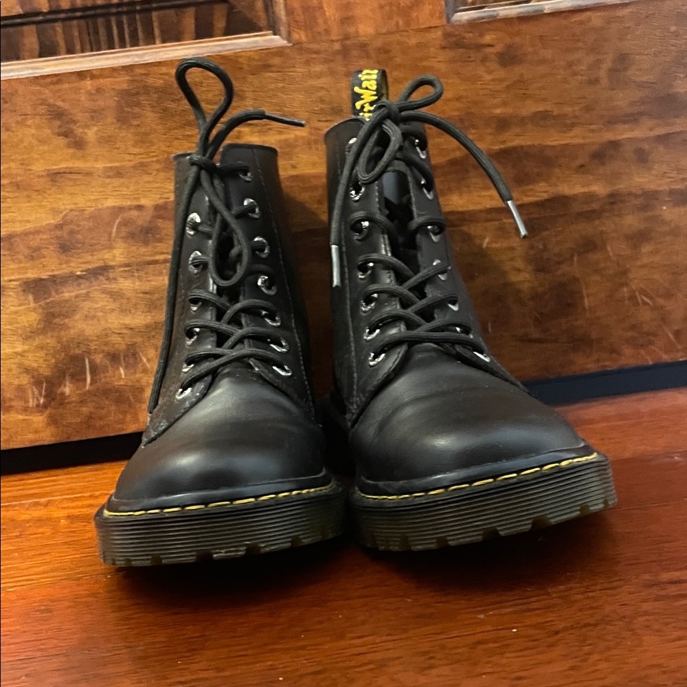 Dr. Martens Black Lace-Up Men's Boots - Picture 3 of 11